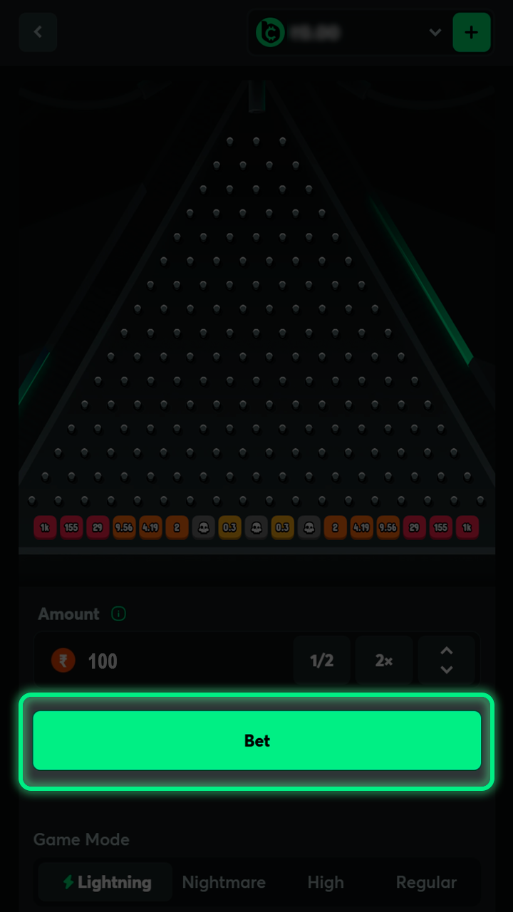 Starting a Plinko round to win prizes on BC Game.